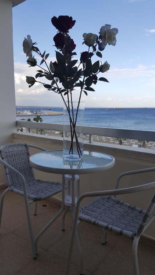 Alex Beach Apartment 33 Larnaca Luaran gambar